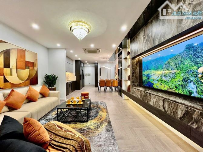 BÁN CHUNG CƯ VIP  CT1 TSQ  EUROLAND, NGUYỄN VĂN LỘC, HÀ ĐÔNG. 135M2. 3PN. 8,98 TỶ - 9