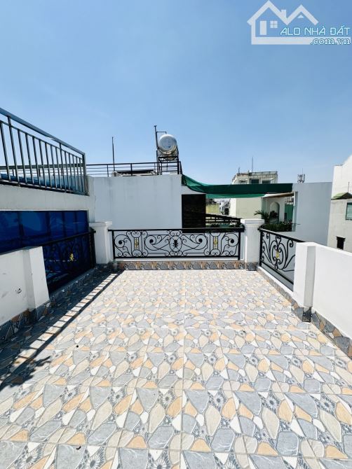NGUYỄN THƯỢNG HIỀN P5 BT - 60M2 5 TẦNG - THIẾT KẾ HIỆN ĐẠI - HẺM Ô TÔ ĐẾN CỬA, SÁT MT - 9