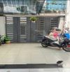 BÁN NHÀ 3 TẦNG BTCT NGAY PHAN VĂN HỚN – TRƯỜNG CHINH, HẺM THÔNG, 107M² -7,15TY