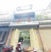 Bá gấp nhà măt phố nguyễn hoàng tôn chỉ 6 ty