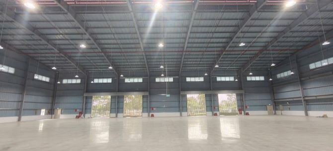 Cho thuê kho xưởng cạnh KCN Quang Minh 2500m2