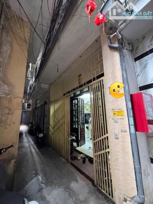 TRƯƠNG ĐỊNH , 40M2 , 3 GÁC ĐỖ CỬA , GIÁ CỰC TỐT , GẦN PHỐ , MẶT TIỀN 4,5M , 9,3 TỶ
