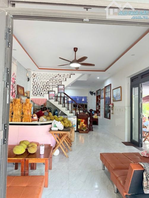 BÁN ĐẤT TẶNG NHÀ 3 TẦNG LÔ GÓC 2 MẶT TIỀN AN HẢI 20 – KINH DOANH SẦM UẤT