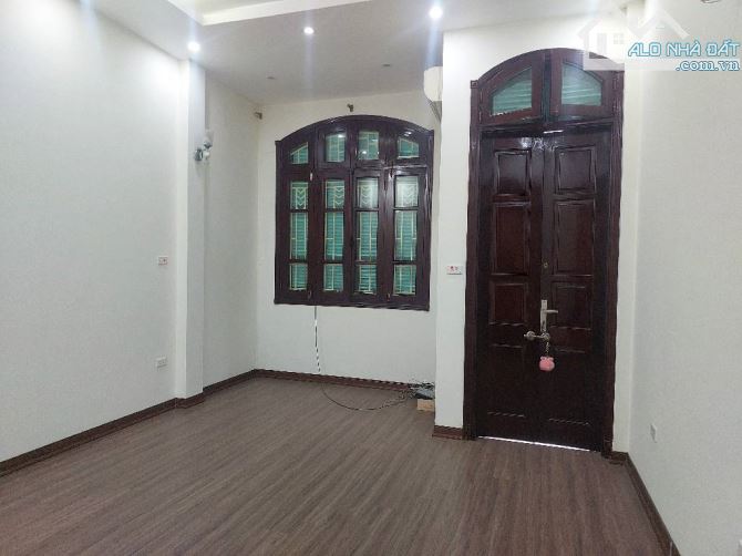 🏠 BÁN NHÀ HOÀNG CẦU | 60m2 | NHÀ 2 MẶT TIỀN | NGÕ TRƯỚC, SAU ĐỀU Ô TÔ TRÁNH - 2