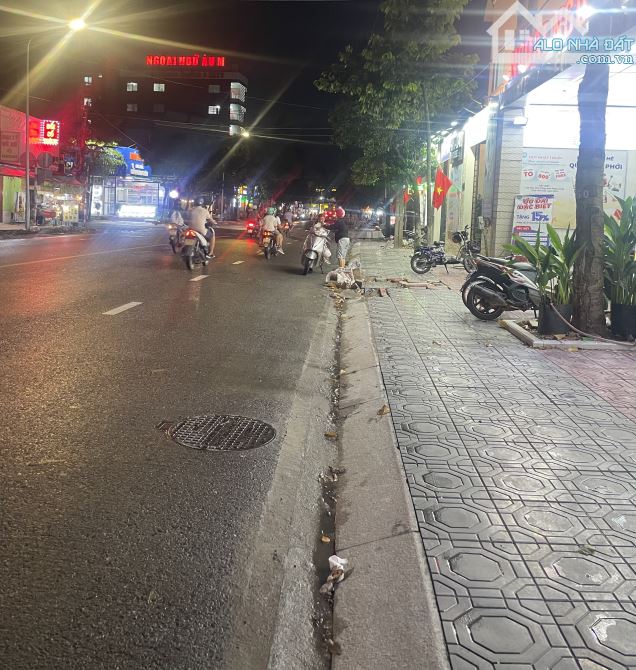 HIẾM - LÔ GÓC MẶT TIỀN NGUYỄN AN NINH - 1