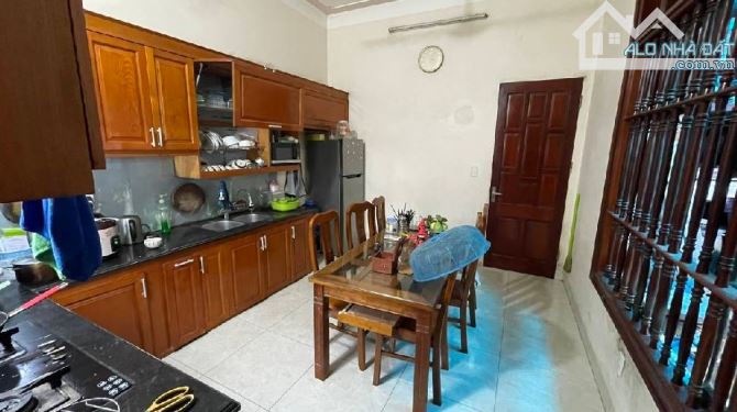 Bán nhà 3 tầng Bắc Hồng- Đông Anh – MẶT TIỀN RỘNG – GẦN CHỢ VÀ TRƯỜNG HỌC – CHỈ QUANH 3 Tỷ - 2