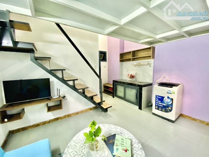 Cho thuê Duplex gác cao Full NT Ngay Lý Phục Man KcX Q7
