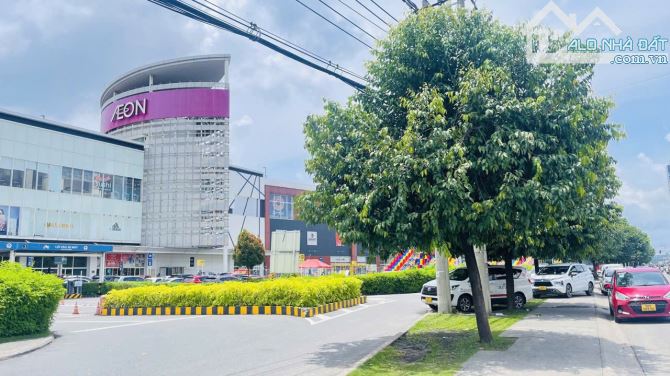 BÌNH NHÂM LÁI THIÊU NHÀ CẤP 4 ĐƯỜNG Ô TÔ DT 97 M2 GIÁ 2,8 TỶ TL