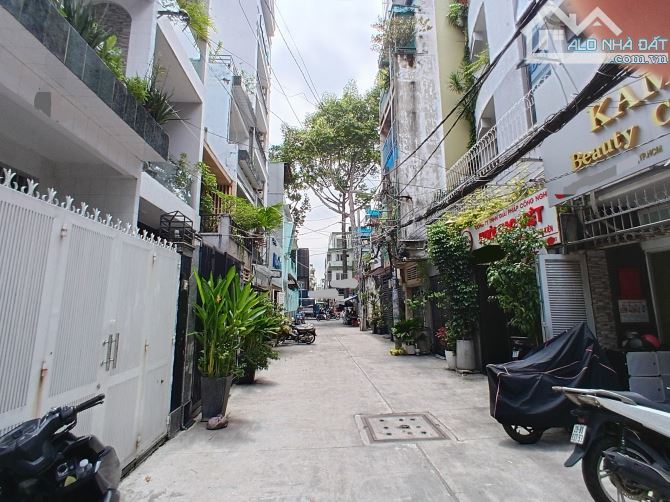 Bán Nhà Căn Góc Quận 5 - Hẻm Xe Hơi - 54m² (3,5 x 15,5) 4 Tầng - Thuân Tiện Cho Thuê