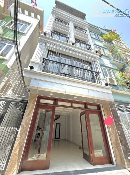 HIẾM -BỒ ĐỀ - LÔ GÓC-KD.GARA Ô TÔ -FULL NT - DT 42M * 5 TẦNG- MT 4,4M HƠN 12 TỶ