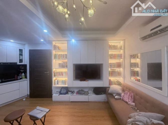 💥9 TỶ MỐT- 38M*6T- 6 NGỦ- NGÕ NÔNG - 30M RA MẶT PHỐ XÃ ĐÀN - Ô TÔ ĐỖ TRÁNH