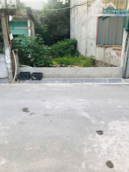 KHU ĐẤU GIÁ DU NỘI MAI LÂM, THÔNG Ô TÔ TRÁNH, VÀI BƯỚC RA QUỐC LỘ 3 LIÊN TỈNH