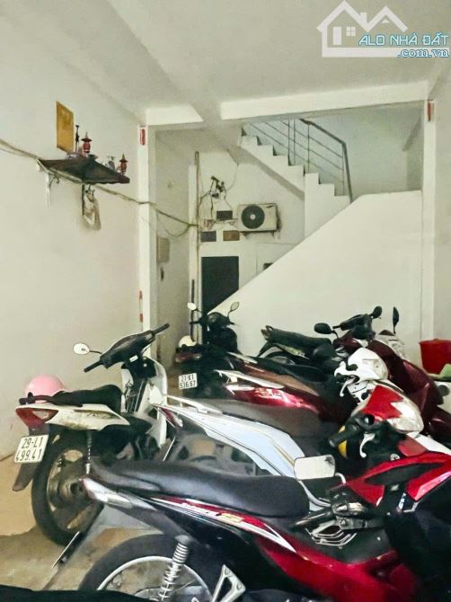 Giá Đầu Tư Cho Căn Nhà Ô 5 Tầng Tô Đậu Cửa Mỹ Đình, 10P Khép Kín, Dòng Tiền Tốt, 54m2