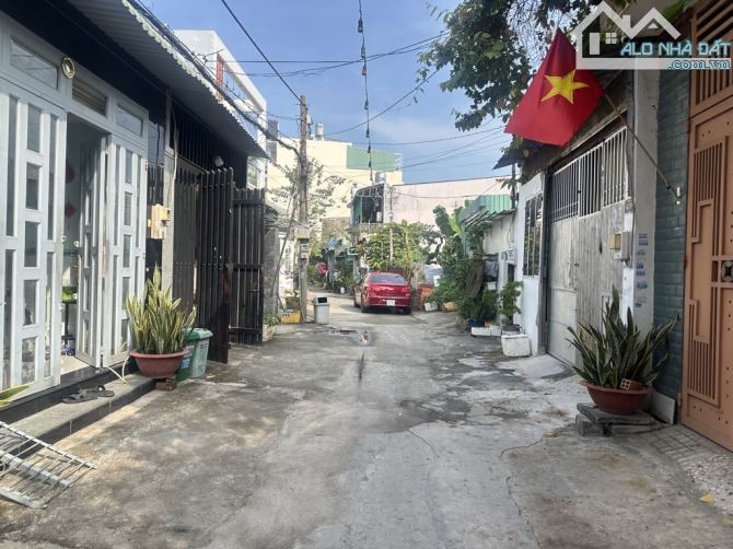 Chính chủ trang bìa_ bán nhà Nguyễn Ảnh Thủ_HẺM 6m XE HƠI 🚘_ 4x20m_ 80m2 chỉ 4ty450