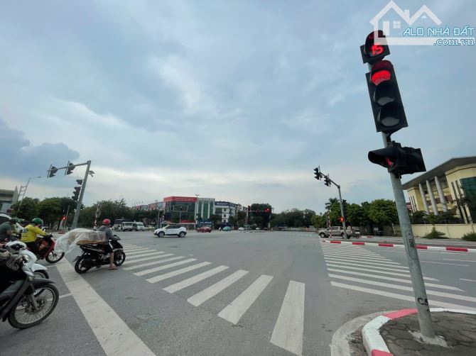 B.ÁN NHÀ TRỊNH VĂN BÔ, 5 TẦNG, NGÕ NÔNG THÔNG, GẦN Ô TÔ, NGAY CĐ FPT, AN SINH, NHỈNH 6 TỶ
