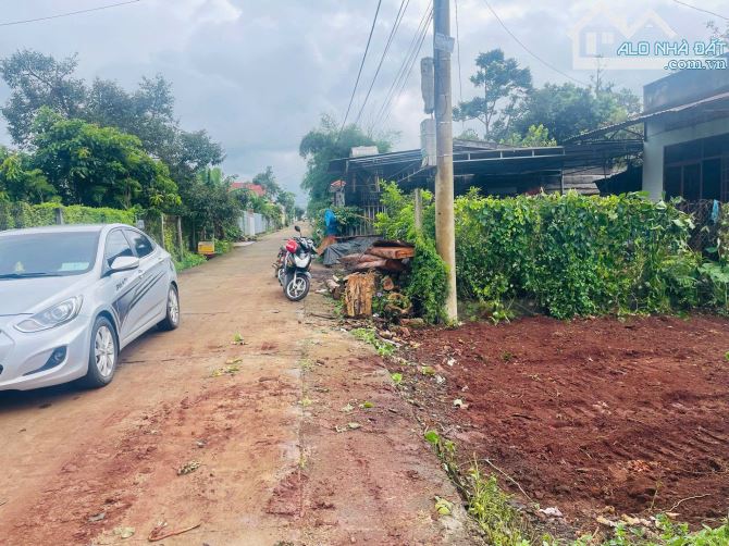 1 lô duy nhất mat tiền N1 buôn ju Tân An cách ql 14 chỉ 100m ngay khu dân cư