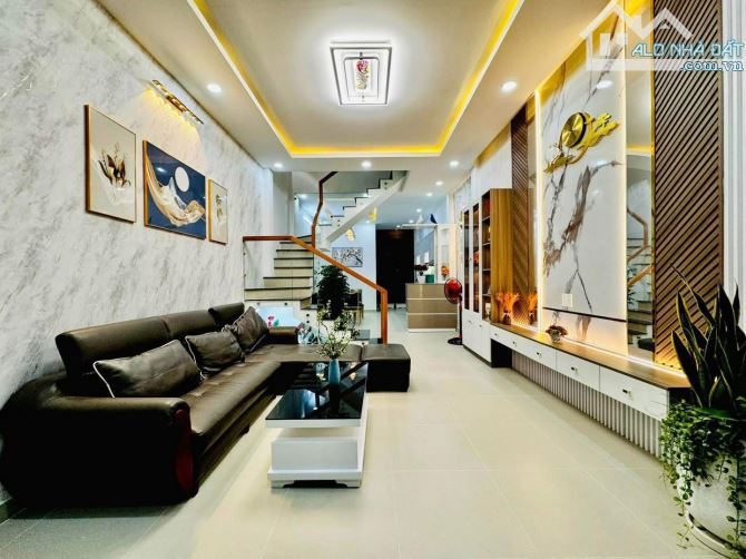 Căn nhà mới 2 tầng gần sân bay - Đ. Nguyễn Văn Công, Gò Vấp. Giá: 3 Tỷ 120 / 60m2. SHR