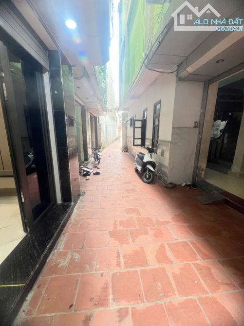Bán nhà mới full nội thất tại 560 Thiên Lôi, Vĩnh Niệm chỉ xách vali về ở