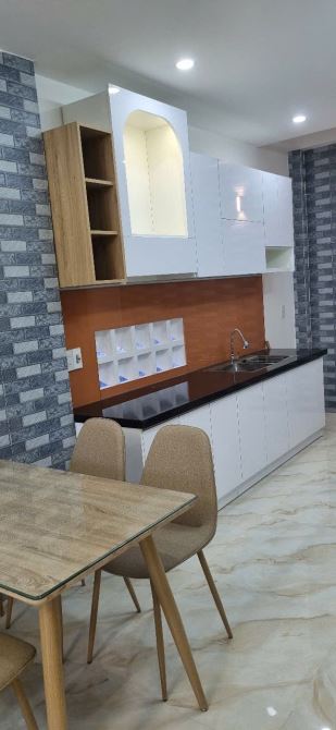 Bán Nhà 2 tầng đường Nguyễn Khoa Chiêm. Ngay ĐH.Huế mới 100% lh 0905.