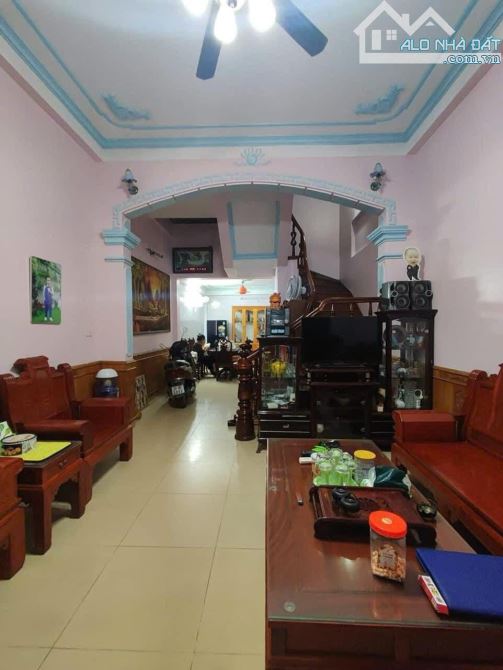 Giá tốt nhất Kiến Hưng chỉ hơn 5 tỷ 35m ngay gần Hà Cầu Hà Đông + Gần ô tô, dân cư đông đú