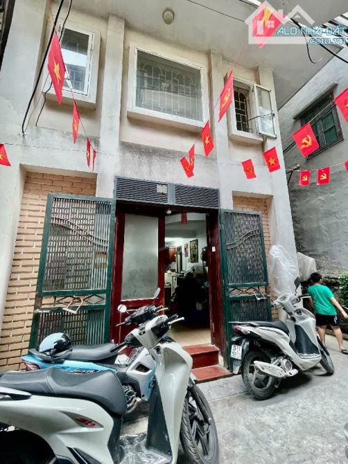 Bán nhà phố Vĩnh Tuy, Minh Khai, Hai Bà Trưng 45m2, 3 tầng, ngõ ô tô rộng 4m, 8 tỷ
