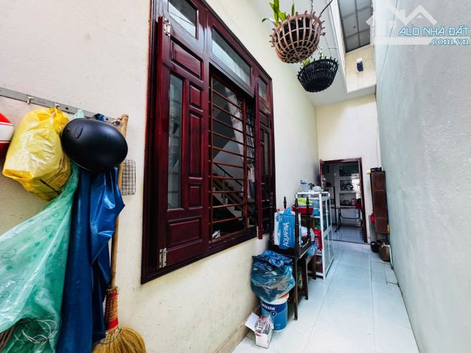 🚨 Bán nhà 2 tầng từ dân kiên cố sau lưng mặt tiền Đặng Tất giá nhỉnh 2 Tỷ ✅