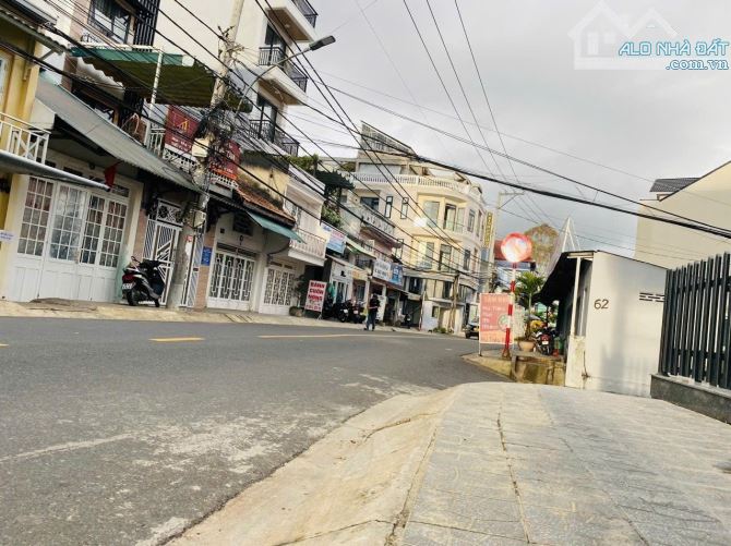 Đất MẶT TIỀN Kinh doanh đường Nguyễn Trung Trực, P4, Tp Đà Lạt. -  8 tỷ 2