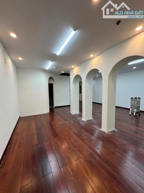 CHO THUÊ GẤP CĂN HỘ LICOGI 13, 120M2 3 PHÒNG NGỦ NHÀ ĐẸP TIỆN Ở HOẶC VĂN PHÒNG CHỈ 15TR