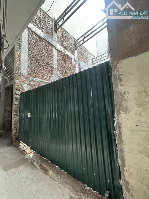 THỤY KHUÊ – 40M² – NỞ HẬU – 20M RA PHỐ – ĐẤT VUÔNG ĐẸP – 11.9 TỶ – SỔ ĐỎ CHÍNH CHỦ