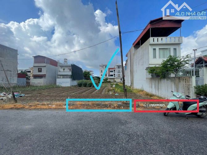 GIÁ RẺ NHẤT THỊ TRƯỜNG !! BÁN GẤP LÔ TĐC ĐỒNG DỨA ĐƯỜNG 9M