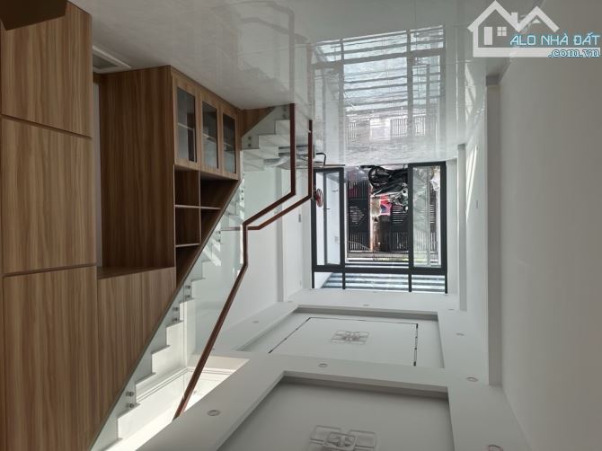 Bán nhà mới 96m² 2 tầng,Q12 Đông Hưng Thuận 06 gần Nguyễn Văn Quá, giá chỉ 7.15 tỷ.