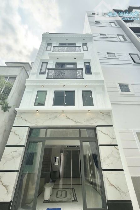 BÁN NHÀ HẺM XE HƠI KINH DOANH SÁT MT GIÁP BÌNH THẠNH - HUỲNH KHƯƠNG AN - 45 M2 - 5 TẦNG