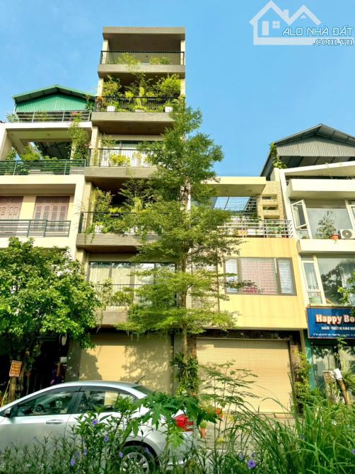 Tái định cư X6 Cổ Linh view hồ vỉa hè oto tránh, Dt 50m2 - MT 4.5m