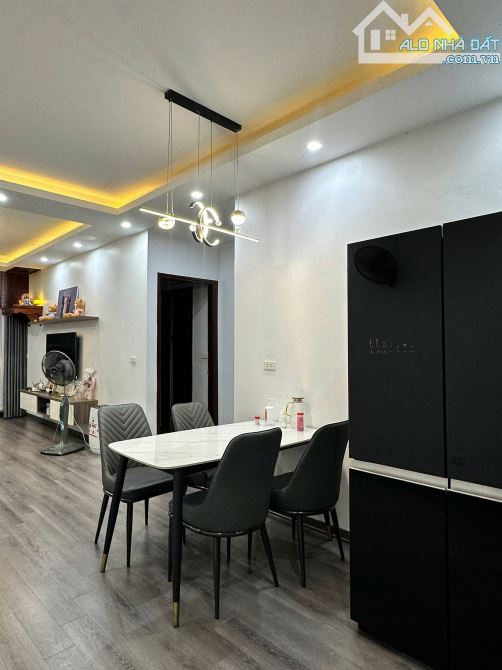 CHO THUÊ CĂN HỘ 2PN-3PN VOV MỄ TRÌ- FULL NỘI THẤT ĐẸP- GIÁ 10-12TR- CĂN HỘ HƯỚNG MÁT