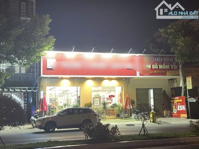 bán cặp nhà mặt tiền đường nguyễn văn cừ, ninh kiều cần thơ, giá 24 Tỷ ( 10m x 19.8m)