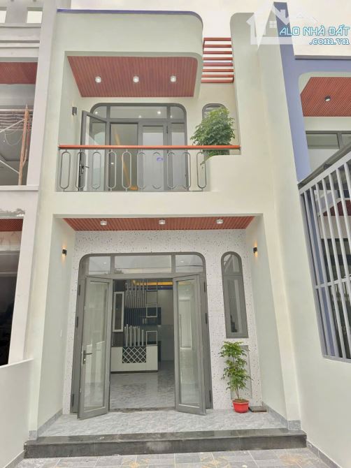 🌈🏠 CHỈ CÒN DUY NHẤT 1 CĂN NHÀ 1 LẦU 1 TRỆT NGAY TẠI KHU DÂN CƯ TÂN TRIỀU.
