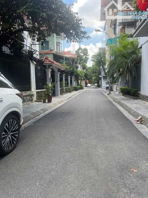 BÁN BIỆT THỰ KĐT ĐỊNH CÔNG - TRẦN NGUYÊN ĐÁN DT 150M MẶT TIỀN 10M, Ô TÔ, KINH DOANH.