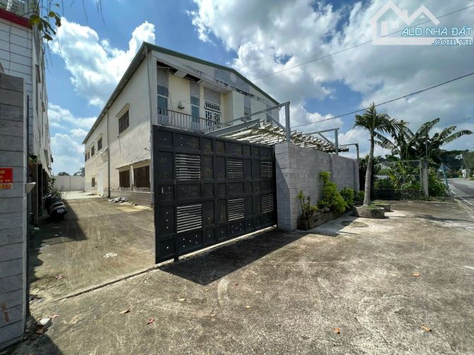 HÓC MÔN, BÁN XƯỞNG KHO SONG HÀNH, DT 18x50 898m2 THỔ CƯ