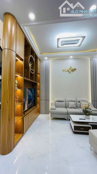Nhà 2 Tầng đẹp Rộng Rãi kiên cố - Cách Nha Trang 15phut- Diên Điền- Diên Khánh