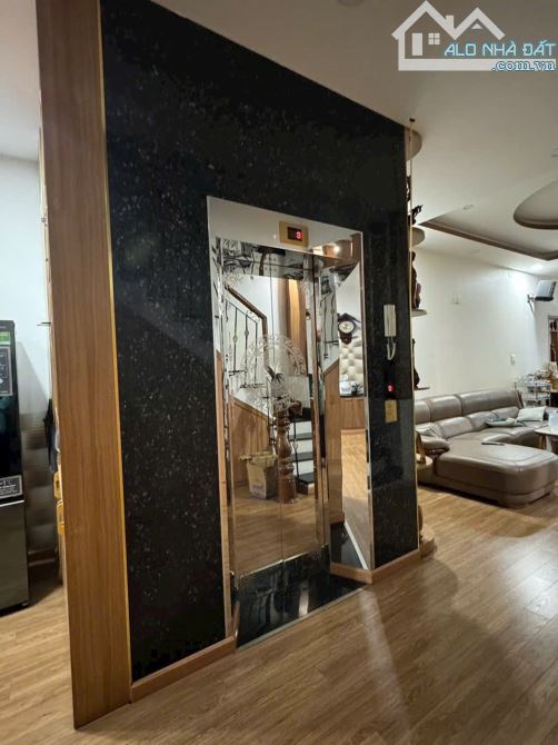 Bán nhà 4 tầng, 1 tum KĐT Hà Quang 2 Diện tích đất: 97,5m2,  5*19,5
 Giá bán nhanh: 12tỷ