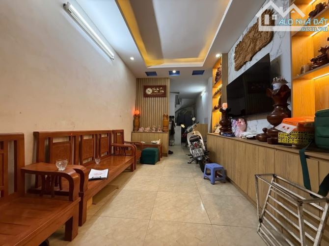 Hoa Bằng – Nhà 5 tầng, 30m² – Dân xây chắc chắn – 7,2 tỷ – Cầu Giấy, Hà Nội
