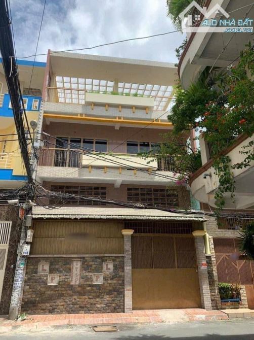 HẺM XE TẢI THÔNG - LẠC LONG QUÂN – P.10 – Q.11 -DT: 8*16M- 16 TỶ 9