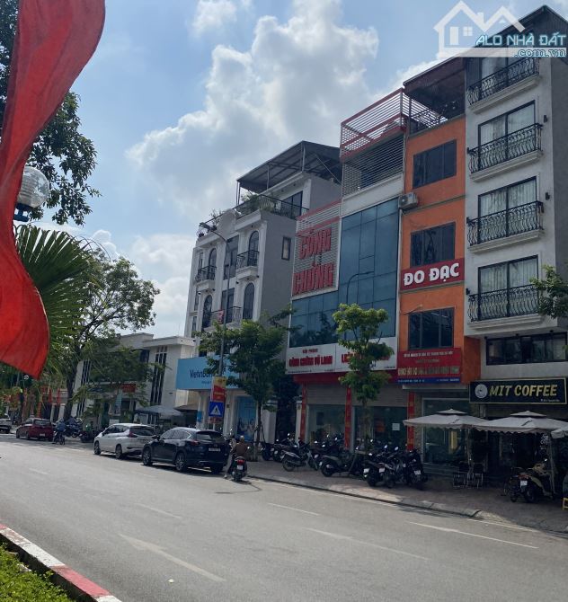 MẶT PHỐ NGUYỄN BẶC- TT THANH TRÌ- VIP NHẤT PHỐ