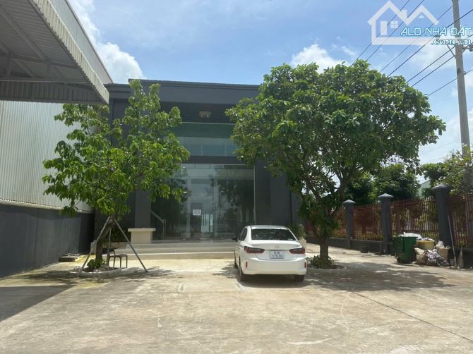 Cho Thuê Nhà Xưởng 8700m2 Trong KCN Bình Dương