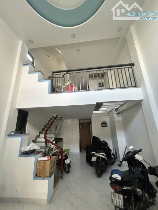 CHDV 6 TẦNG THANG MÁY – 10 PHÒNG FULL – DÒNG TIỀN 45TR/TH – QUANG TRUNG GÒ VẤP – 10.999 TỶ