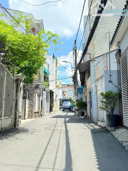 Bán nhà 2 mặt tiền HXH P.9, Gò Vấp