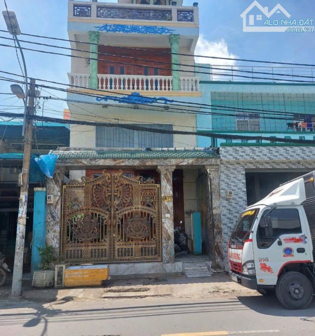 Bán nhà 13.5 tỷ, 6m x 25m, lửng 2 lầu, mặt tiền đường Nguyễn Triệu Luật, Phường Tân Tạo