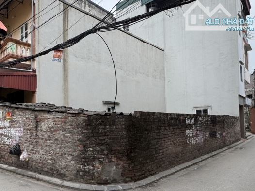 Bán lô góc siêu đẹp, sổ đỏ cất két sẵn sàng giao dịch