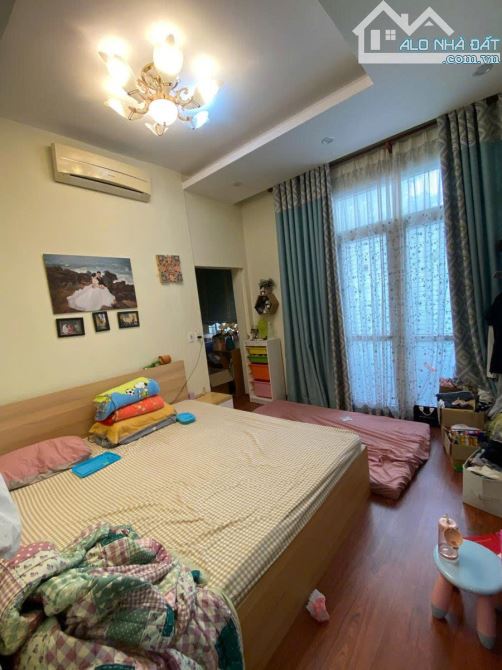 BÁN NHÀ TRẦN HỮU TƯỚC ĐỐNG ĐA LÔ GÓC DÂN XÂY ÔTÔ CÁCH 30M DT68 4T 12.5 TỶ