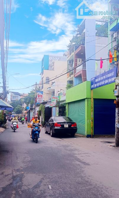 🔥 SIÊU PHẨM 🚘 HẺM 1 SẸC THÔNG - XE HƠI TỚI NHÀ - 4 TẦNG - NGAY CV LÀNG HOA - HƠN 5 TỶ 🌹